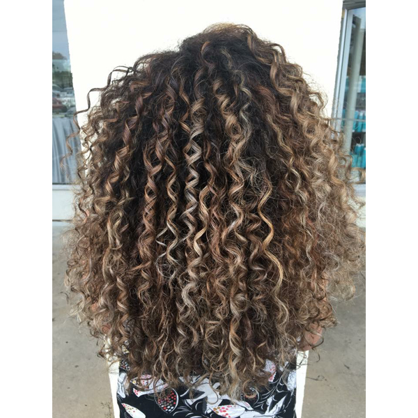balayaged-curls-hannah-snyder-2