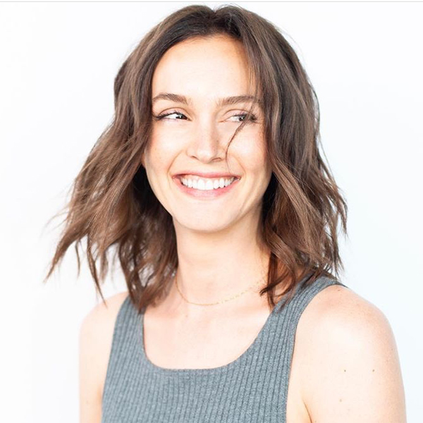 Leighton Meester Goes From Blonde To Brunette