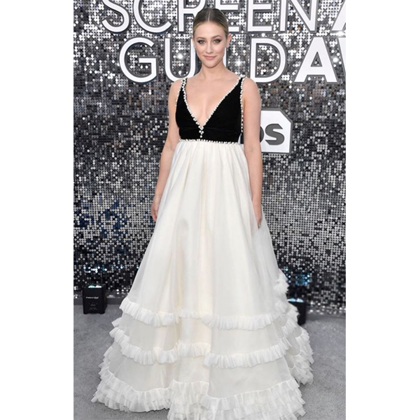 SAG Awards 2020 Screen Actors Guild Matt Rez @colorbymattrez Lili Reinhart Rooty Blonde Haircolor Formula Redken