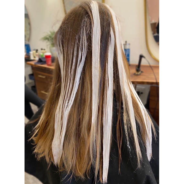 Madison Carbrey @hairbymadisoncarbrey Dimensional Vanilla Blonde Balayage How To Color Formula PRAVANA Redken